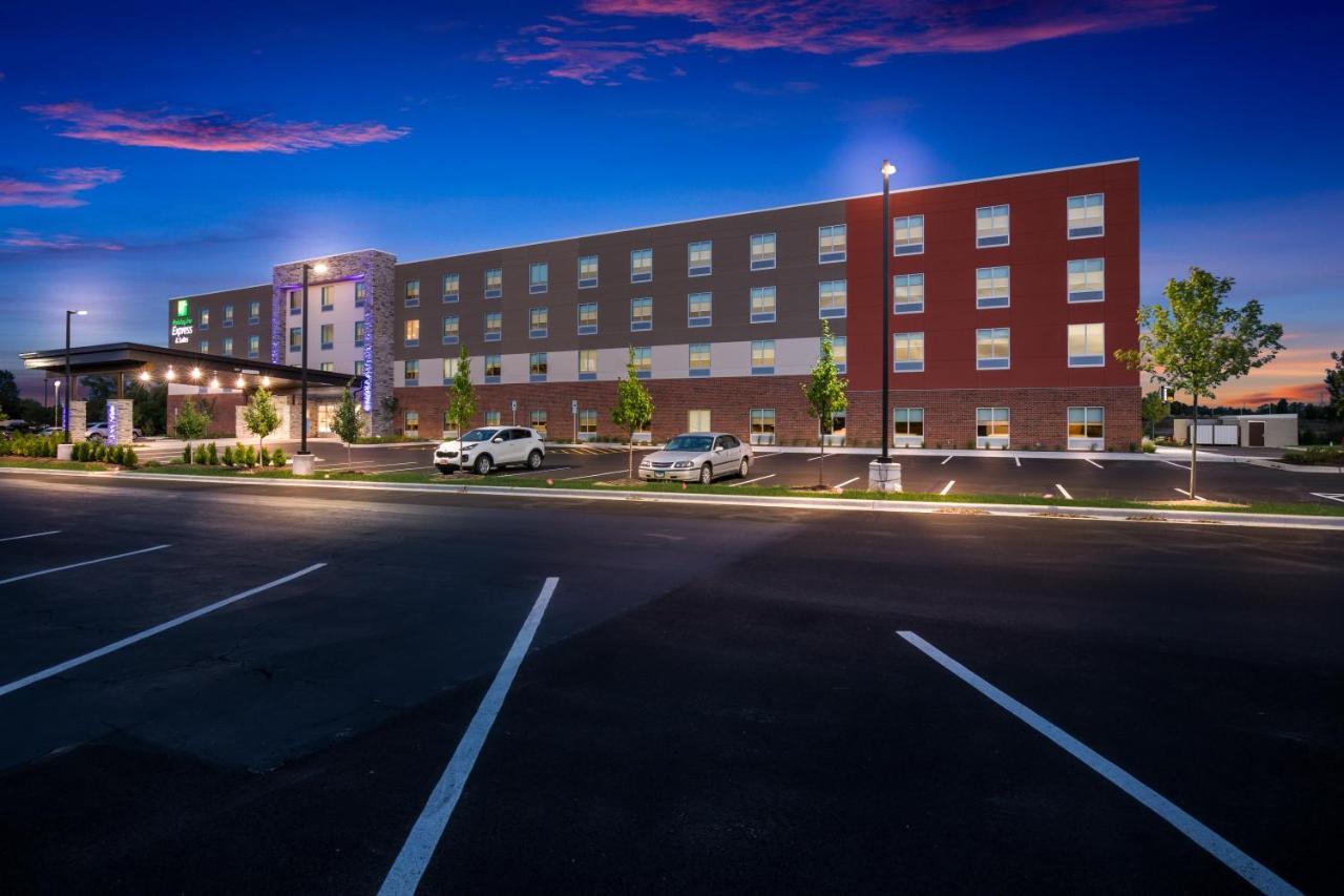 Holiday Inn Express & Suites Chicago - Hoffman Estates By Ihg Luaran gambar