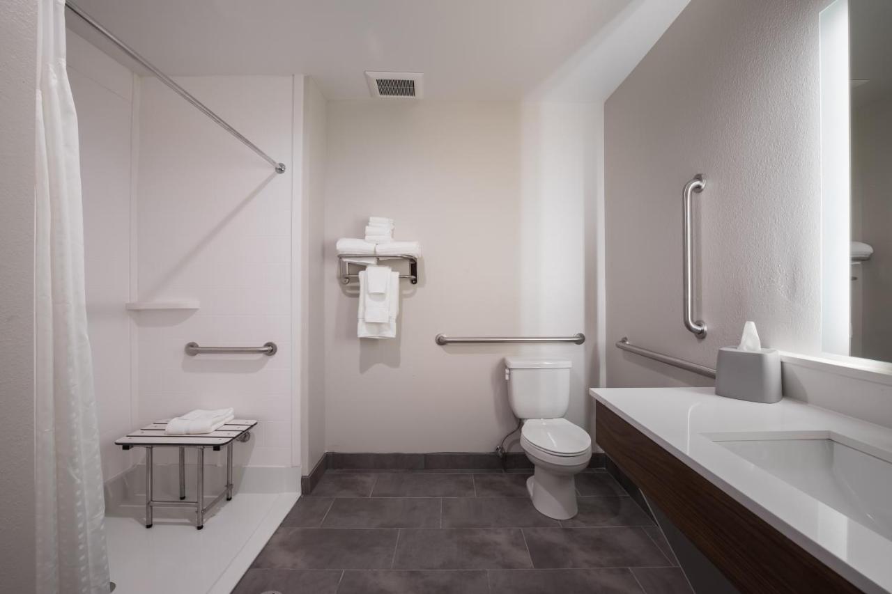 Holiday Inn Express & Suites Chicago - Hoffman Estates By Ihg Luaran gambar
